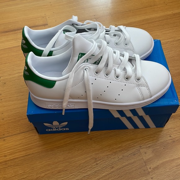 Adidas Stan Smith - Picture 2 of 5